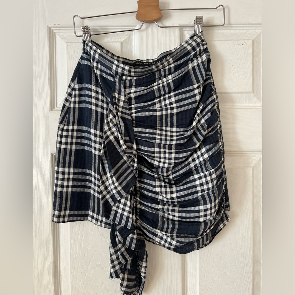 Zara Ruched Plaid Mini Skirt (Blue/White) Size S